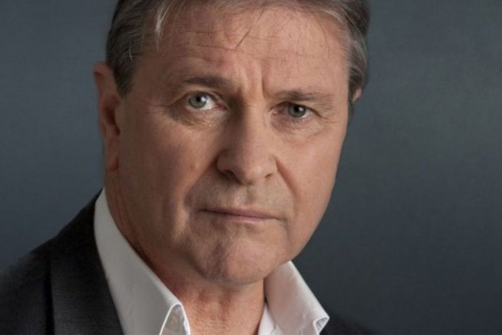 Brendan Price Nova Actors