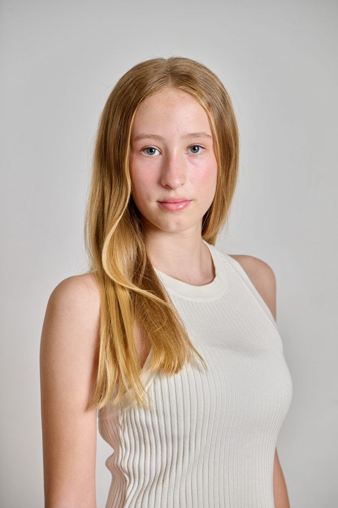 Lila Sina_Nova Actors