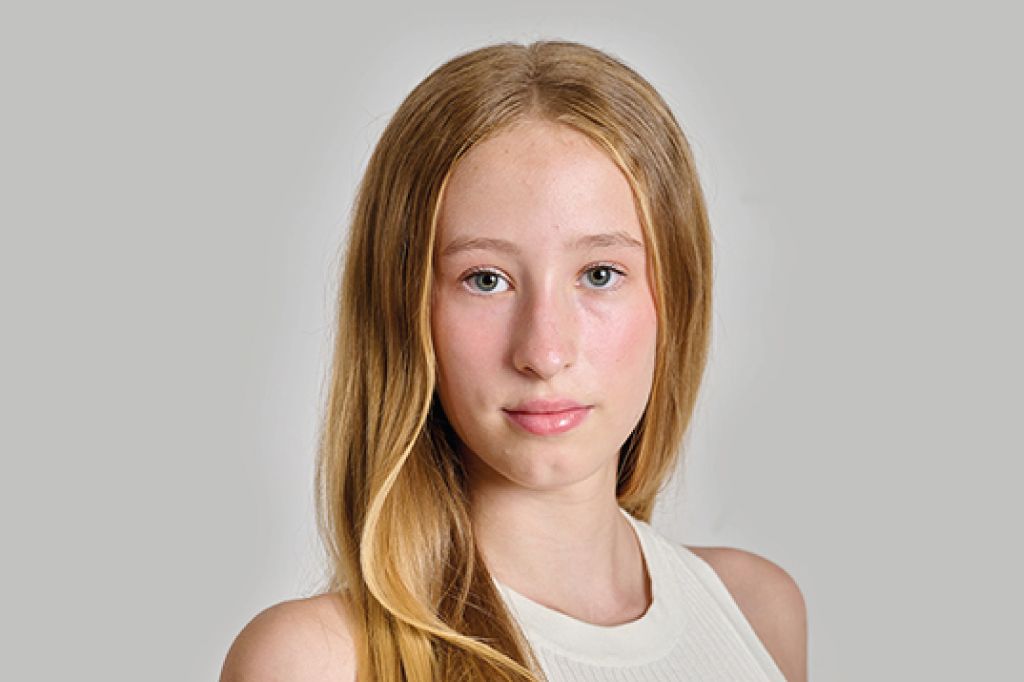 LilaSina nova actors